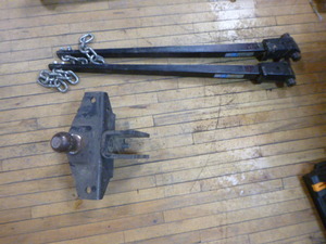 lot 206 image: Receiver Hitch and 2 Sway Bars