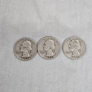 lot 36 image: 3-1952-53 Silver Washington 25c