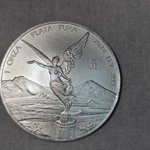 lot 57 image: 2024 1oz Mexican Plata Pura Silver Round