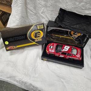 lot 77 image: Elite Action 124 Bill Elliott #9, As New, In Box