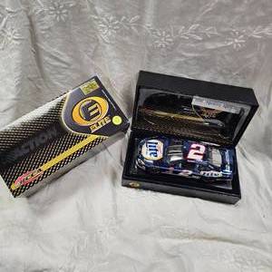 lot 87 image: Elite Action 124 Miller Lite Taurus Rusty Wallace