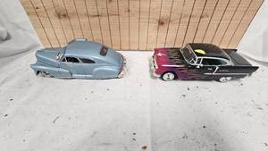 lot 183 image: 1955 Chevy and 1947 Chevy, 116 Scale,  Nice