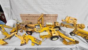 lot 193 image: Huge Lot of  International Harvestor Die Cast Equipment