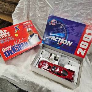 lot 103 image: Action NHRA 124 MAC Tools, Gary Densham