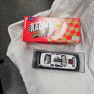 lot 129 image: Action Bank 124 Kodiak Steve Grisom #41