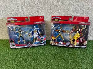 lot 11 image: Power Rangers The Mega Collection Figures