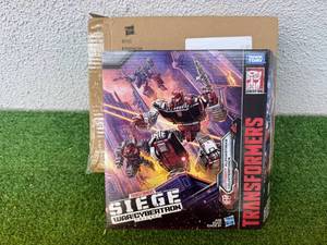 lot 100 image: Transformers Autobot Alphastrike Counterforce