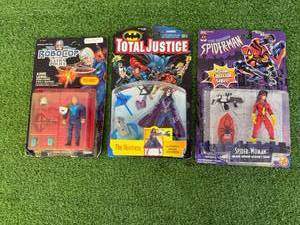 lot 108 image: Mixed Figures