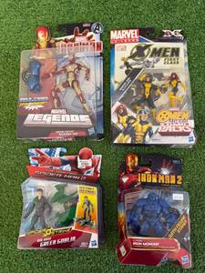 lot 119 image: Figures Mixed Lot