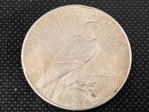 lot 72 image: 1923-D Peace Dollar