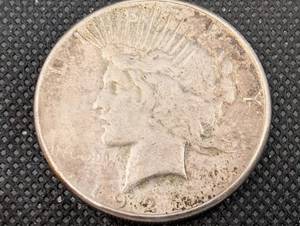 lot 80 image: 1923-D Peace Dollar