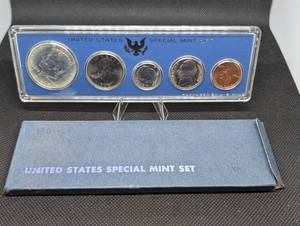 lot 98 image: United States Mint 1966 Special Mint Set - 5-Coin Lincoln Cent to Kennedy Half Dollar