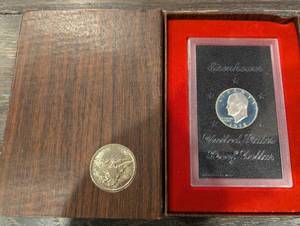 lot 125 image: 1972 Eisenhower Dollar - Proof in Red Display Case