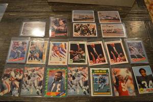 lot 212 image: Vintage Sports Trading Card Lot - Basketball & Football (Topps, NBA Hoops, Pro Set)