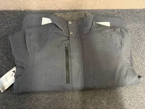 lot 23 image: Mens Storm Creek Insulated Jacket - Small