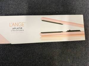 lot 28 image: LAnge Straightener - Rose