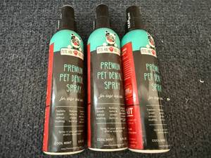 lot 48 image: 3 Bottles Of Pet Dental Spray