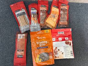 lot 57 image: 8 Packs Of Ol Roy Dog Treats And Chews