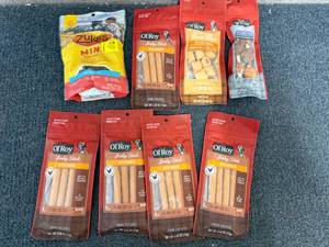lot 62 image: 8 Packs Of Ol Roy Dog Treats And Chews