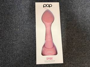 lot 82 image: Pop Sonic Spade Facial Cleanser