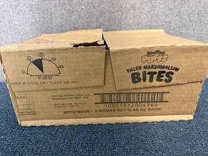 lot 209 image: Box Of Stuffed Puffs - Smores