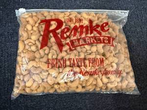 lot 211 image: 2Lb Bags Of Roasted Cashews