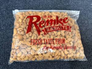 lot 212 image: 2Lb Bags Of Roasted Cashews