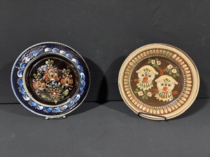 lot 12 image: 2 Hand-Painted Ceramic Plates - Floral Folk Art