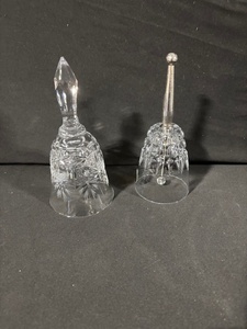 lot 49 image: Princess House 2-piece Crystal Decanter Set - Glass Liquor Bottles with Stoppers