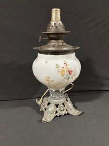 lot 61 image: Antique Floral Porcelain Oil Lamp with Ornate Metal Base