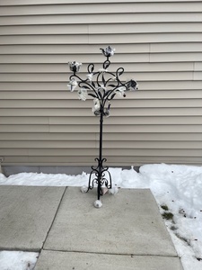 lot 74 image: Wrought Iron Garden Tree Lamp with Glass Flowers