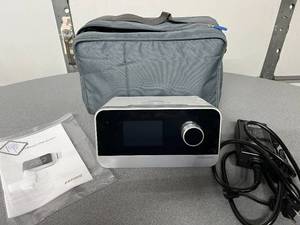 lot 81 image: APPEARS NEW MSRP $1800 Resvent iBreeze Auto CPAP Machine with Heated Humidifier - Includes Carry Bag, Manual, and Power Cord&nbsp