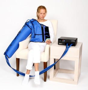 lot 11 image: MSRP $4500 Bio Compression Systems SC-3008-DL Sequential Circulator Gradient Pressure Designed For Treatment Of Lymphedema, Venous Insufficiency, &amp Wound Healing 1st pic Stock Pic