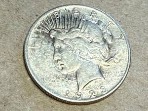 lot 17 image: 1923 D Peace Dollar