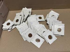 lot 35 image: 75 1940s Wheat Pennies in Holders