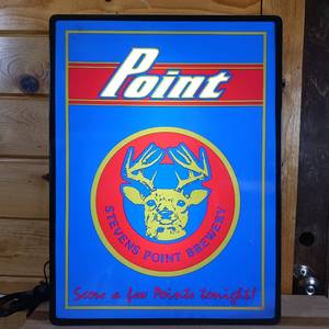 lot 10 image: Stevens Point Brewery lighted advertising sign � score a few points tonight