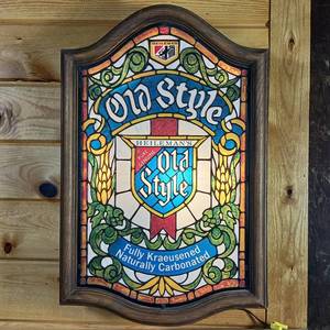 lot 60 image: Faux Stained Glass Heilemans Old Style Beer (works)