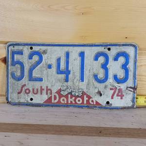 lot 69 image: 1974 South Dakota embosses full size License Plate