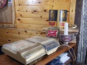 lot 121 image: Broken and 2nd class signs � DIY fixer uppers � Old Style � Special Export � Budweiser � National