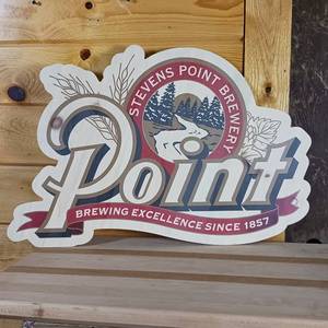 lot 139 image: Nice, new wooden Point Sign � about 2 feet wide