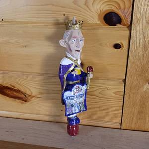 lot 184 image: Point Beer tap handle � Three Kings Ale � 11 inches tall in like new condition