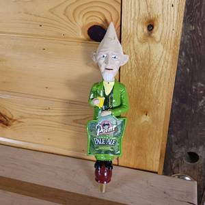 lot 185 image: Point Beer tap handle � Cascade Pale Ale � 11 inches tall in like new condition except paint is chipping on conehead � Handcrafted