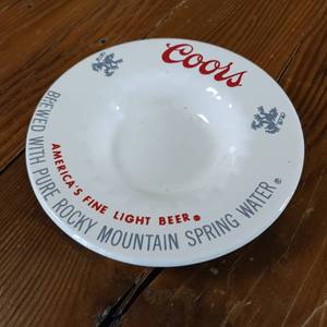 lot 232 image: Coors Americas Finest Light Beer Ash Tray