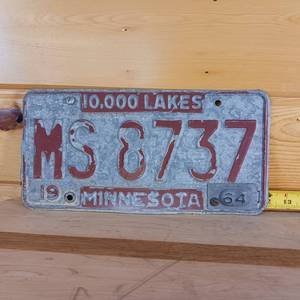 lot 237 image: 1962 Minnesota License Plate (metal 64 tab)
