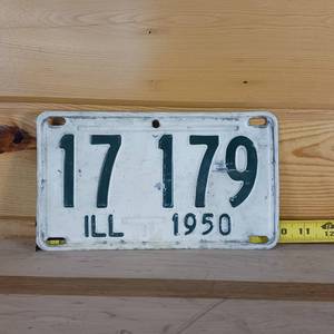 lot 239 image: 10 inch Illinois Plate 1950
