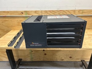 Mr Heater Big Maxx 50,000 BTU Natural Gas Garage Heater.