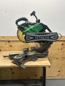 lot 9 image: Hitachi C 12LSH 12  Slide Compound Miter Saw