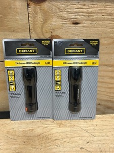 lot 50 image: 150 Lumens LED Flashlight (lot of 2)