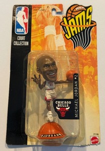 lot 80 image: Michael Jordan NBA Jams 1998-99 Court Collection Basketball Figure #2