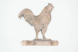 lot 51 image: Cast Iron Rooster Wall Hook 7x8